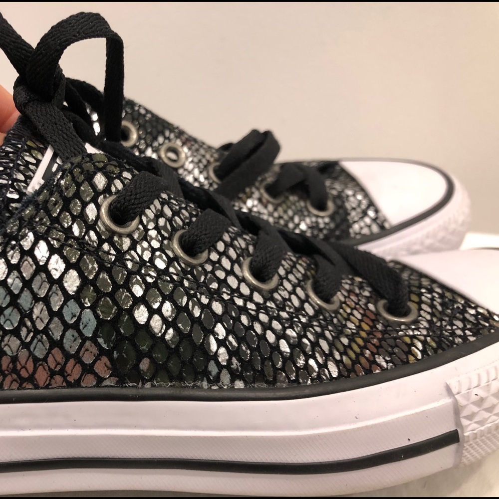 Women’s Converse shoes - Picture 5 of 7
